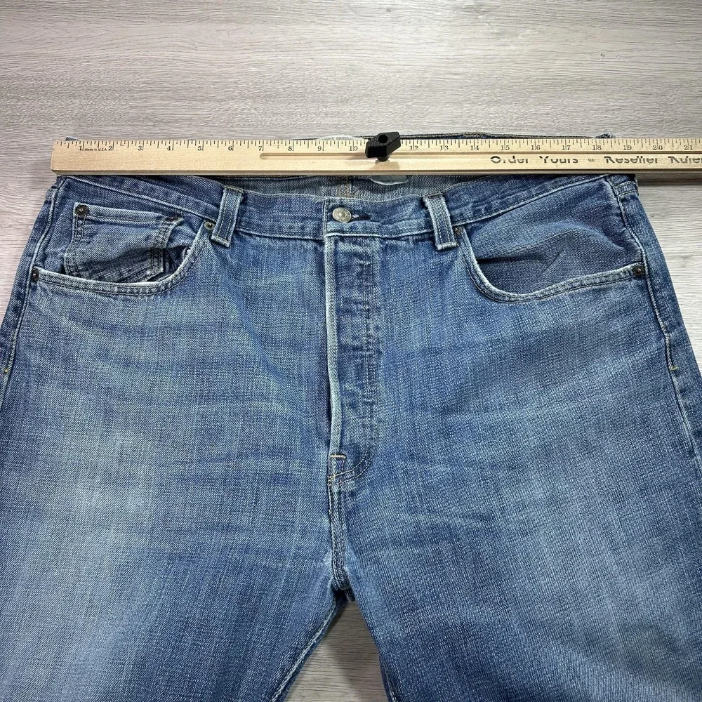 Levis 501 Jeans Mens 38x30 Blue Straight Leg Button Fly Denim Cotton Medium Wash